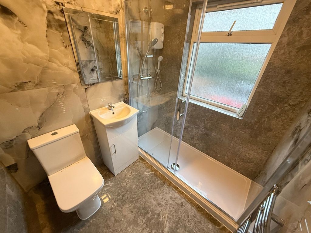 Property photo 3 of 5 Picture No. 01