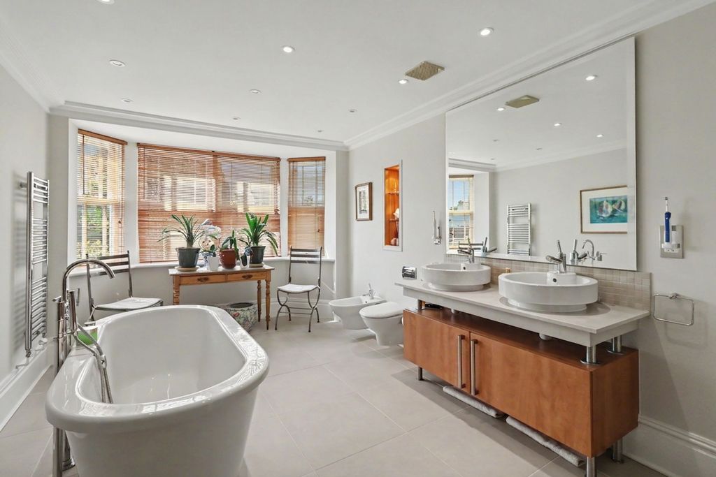 Additional image 13 of 5 bed semi-detached house for salePalace Road, East Molesey KT8