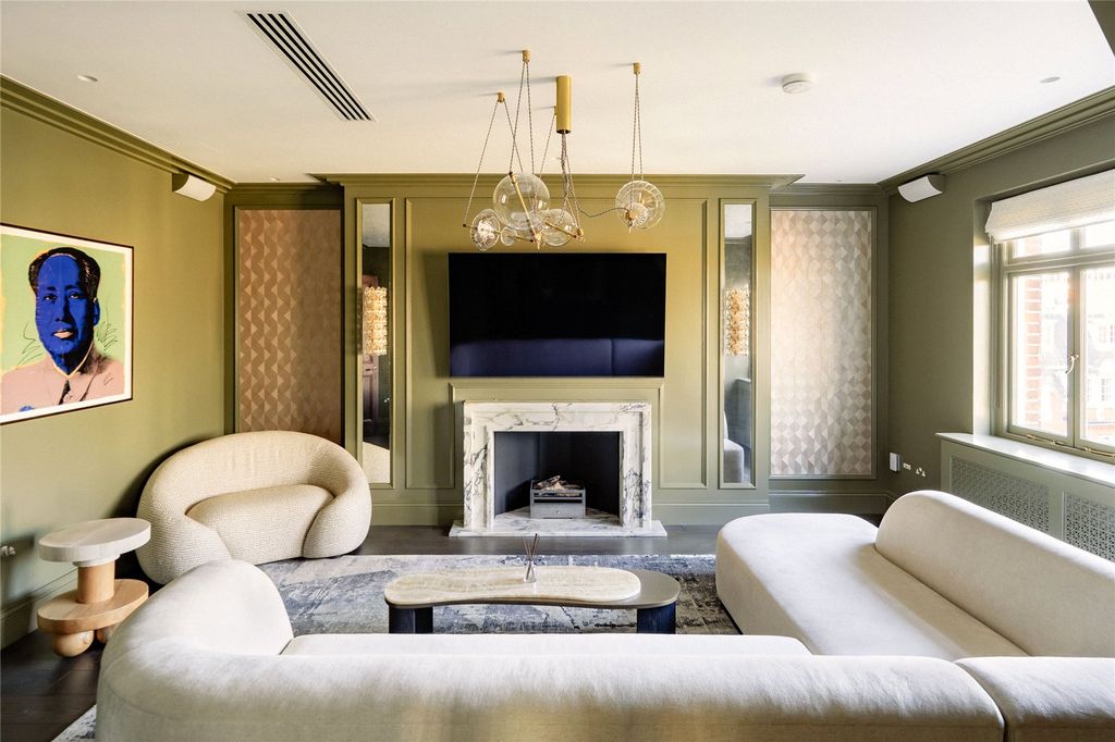 Property photo 2 of 12 Reception