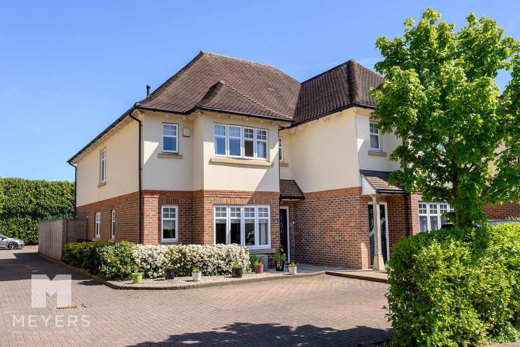 Property photo 1 of 22