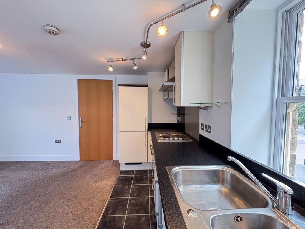 Property photo 3 of 15 Img_8196.Jpg