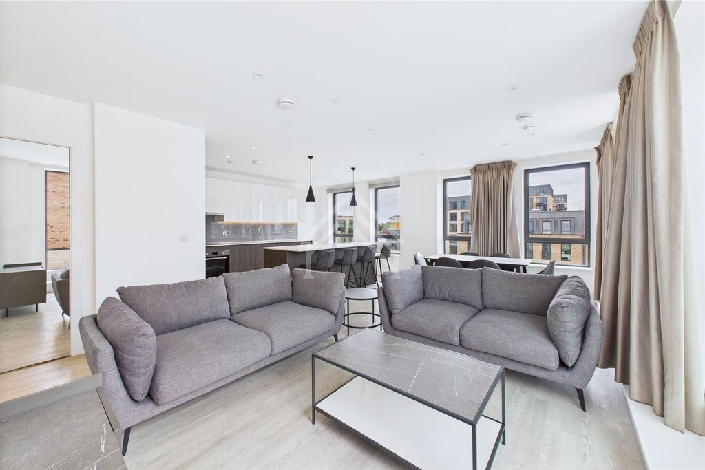 Property photo 1 of 16 Cam02700G0-Pr0310-Still010.Jpg