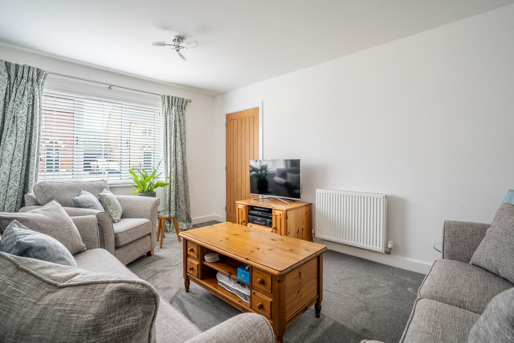 Property photo 3 of 16 Living Room