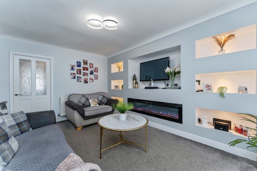 Property photo 2 of 22 Pbox-Img.Jpg