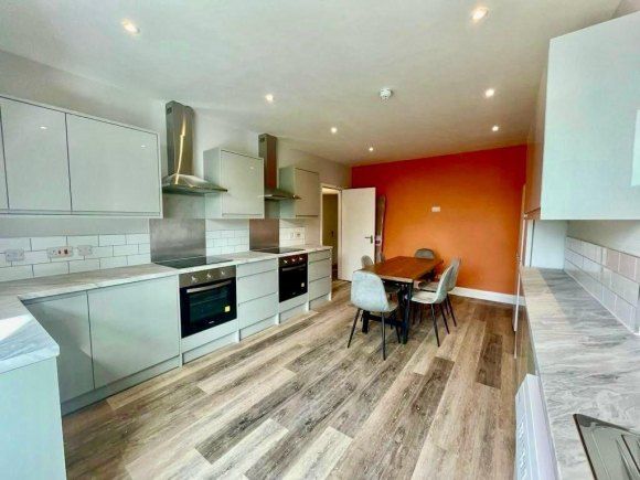 Property photo 1 of 14 9614376.Jpg