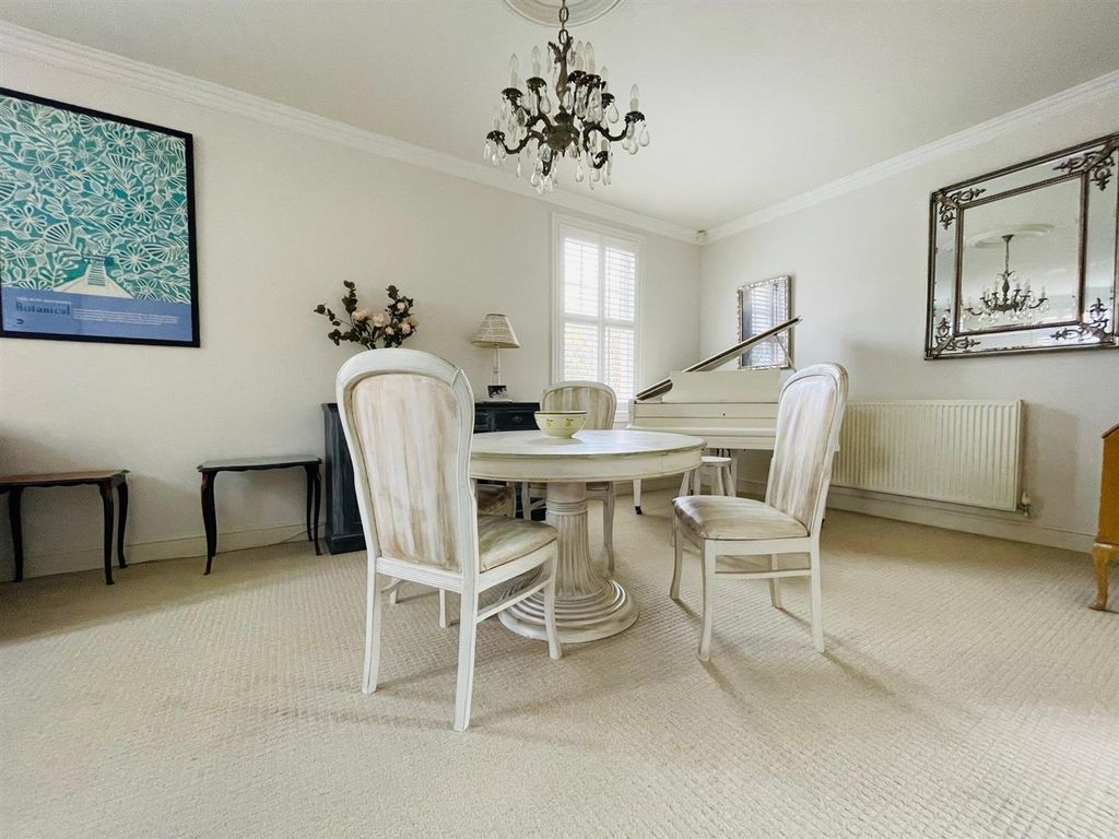 Property photo 3 of 12 Open Plan Sitting/Dining Room