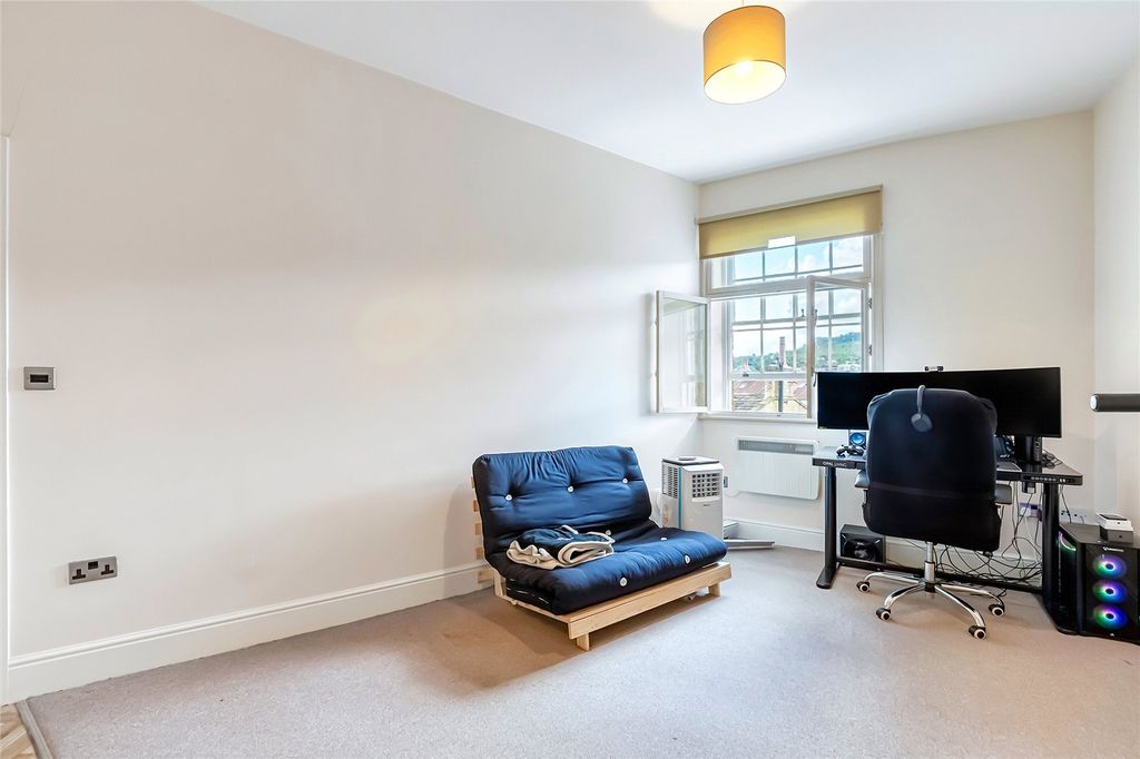 Property photo 2 of 10 Picture No. 02