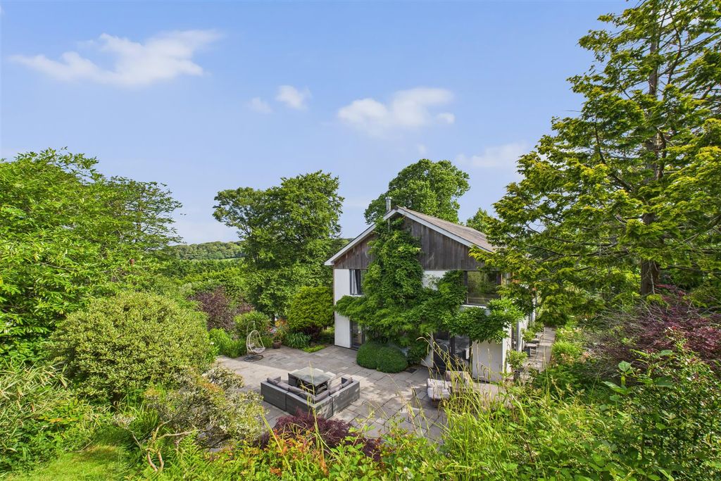 Property photo 1 of 43 Lanherne Vale