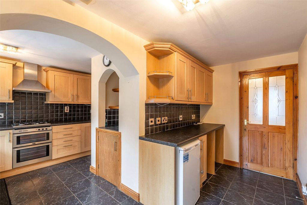 Property photo 3 of 32 Picture No. 32