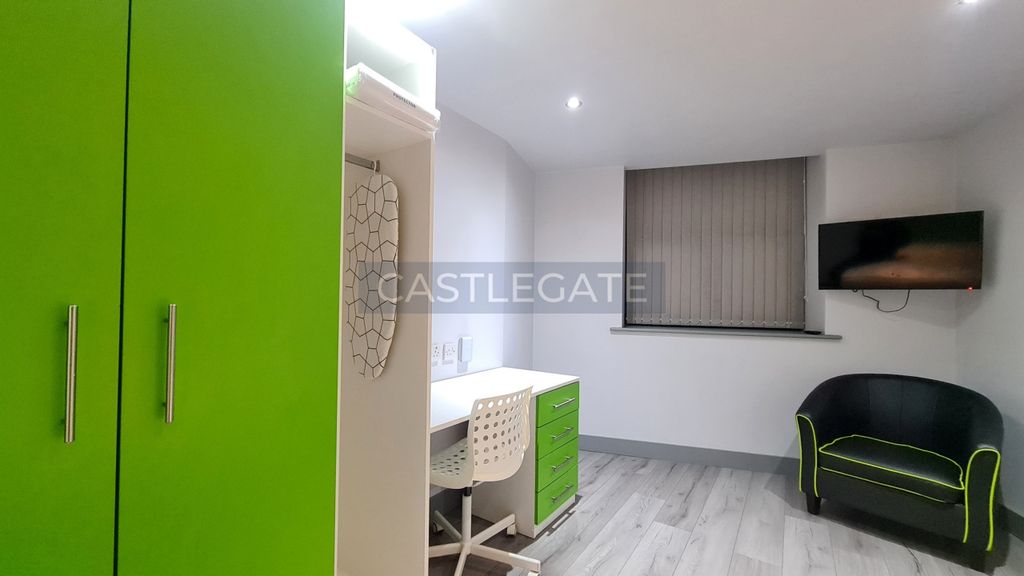 Property photo 3 of 8 Dundas Works, 15-17 Upperhead Row, Huddersfield, HD1 2Hn