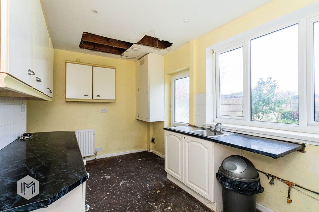 Property photo 3 of 15 Picture No. 05