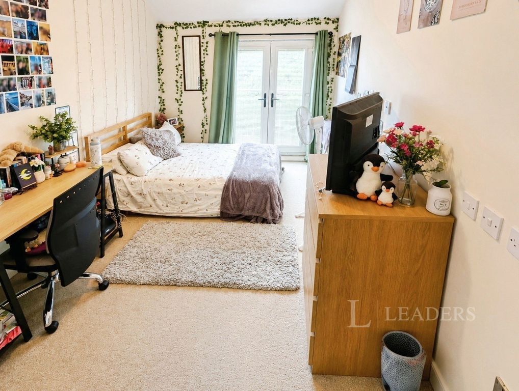 Property photo 3 of 22 Pbox-Img.Png