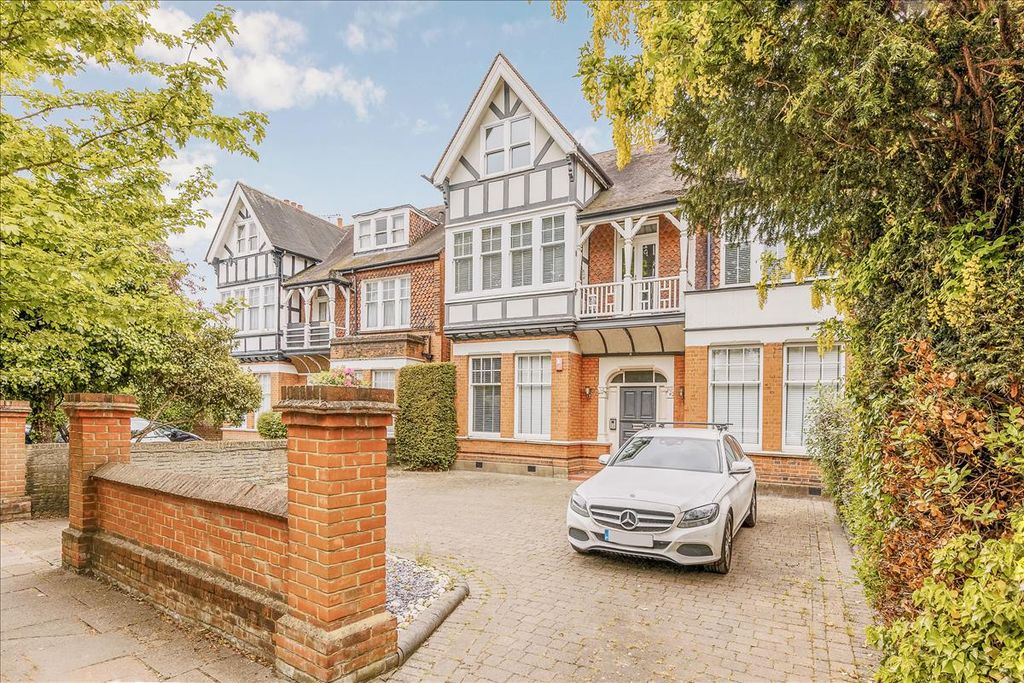 Property photo 1 of 4