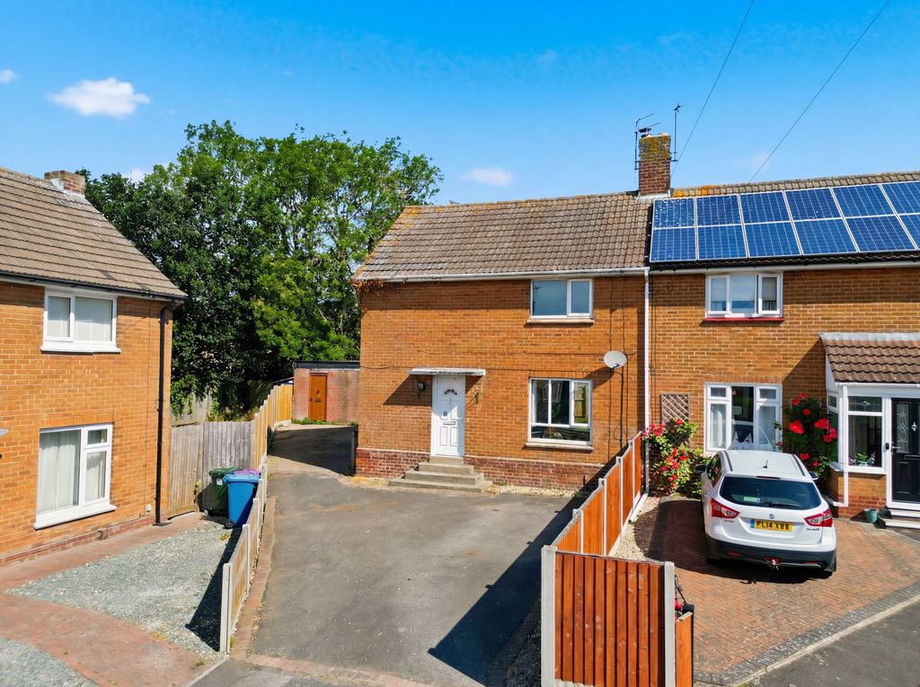 Property photo 1 of 30