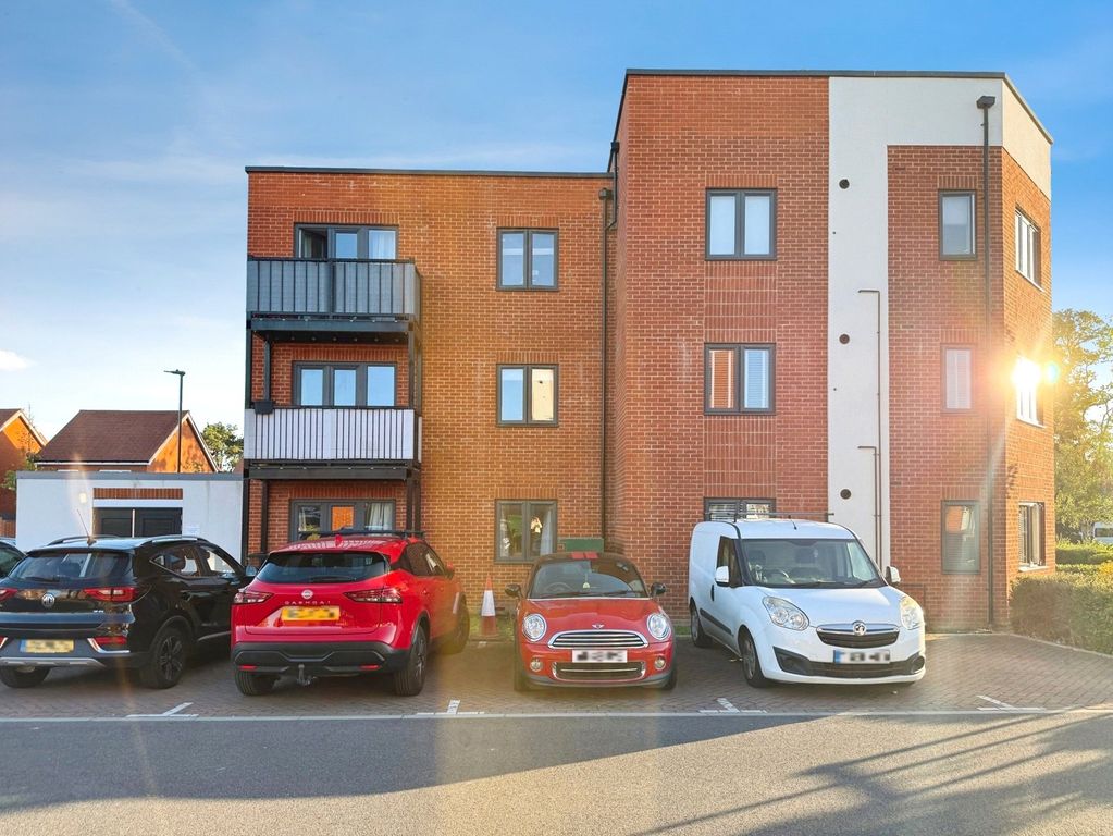 Property photo 1 of 11 Pbox-Img.Jpg