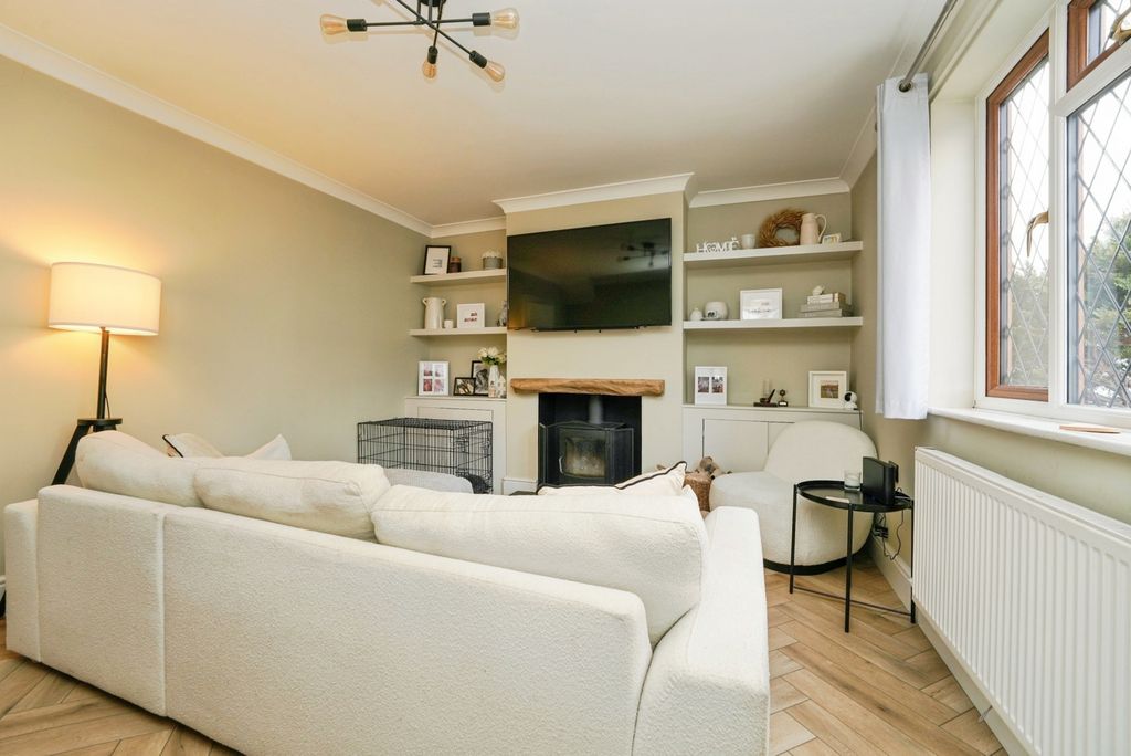 Property photo 2 of 14 Pbox-Img.Jpg