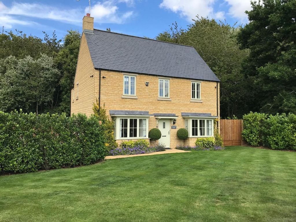 Property photo 1 of 32 Front