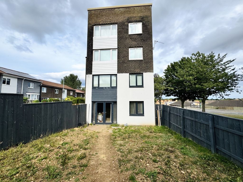Property photo 1 of 11 Img_1261