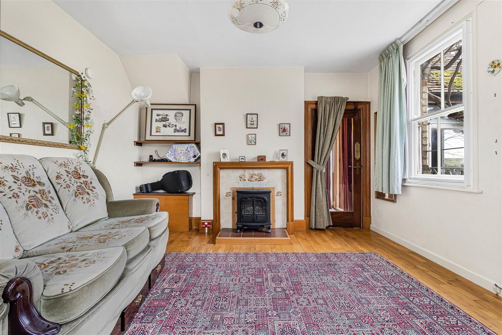 Property photo 2 of 37 15_72182.Jpg