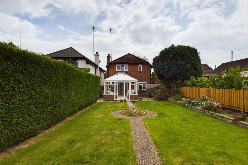 Property photo 2 of 19