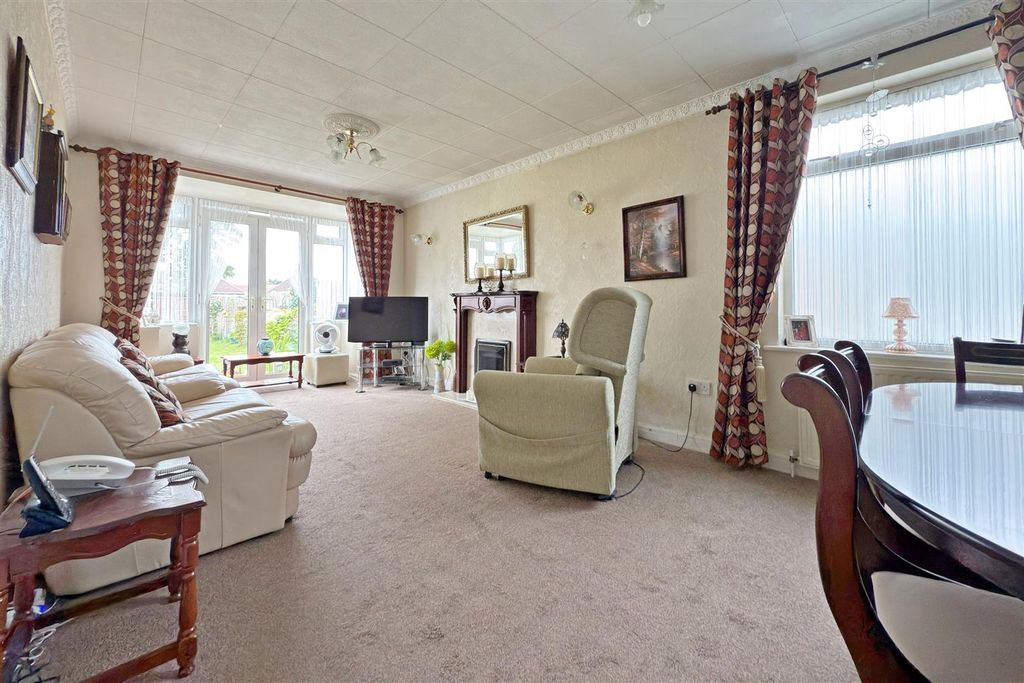 Property photo 2 of 9 Reception Room