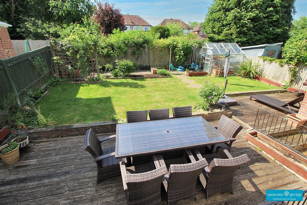 Property photo 3 of 26 Elevated Garden View