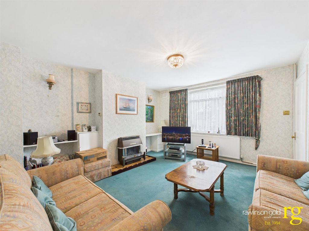 Property photo 2 of 9 Cam02900G0-Pr0289-Still002.Jpg