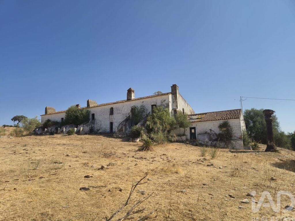 Property photo 1 of 37