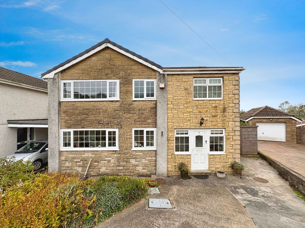 Property photo 1 of 34