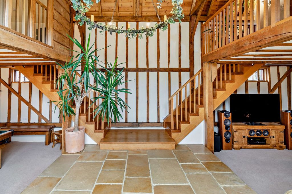 Property photo 3 of 15 Picture No. 08