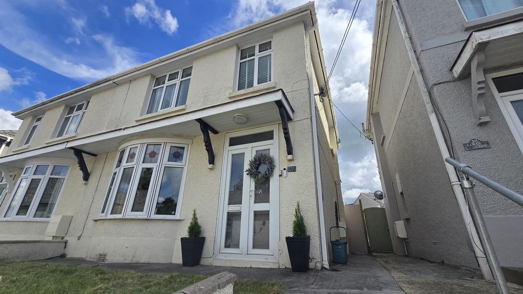 Property photo 2 of 16 22Glan2.Jpg