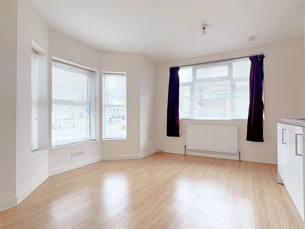 Property photo 3 of 11 Img_4464.Jpg