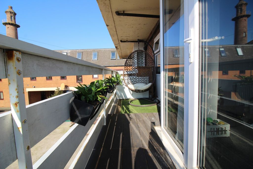 Additional image 9 of 2 bed flat for sale27 -28 Queens Terrace, Fleetwood FY7