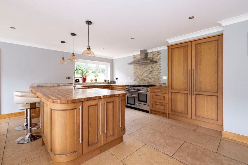 Property photo 3 of 25 Photo 20