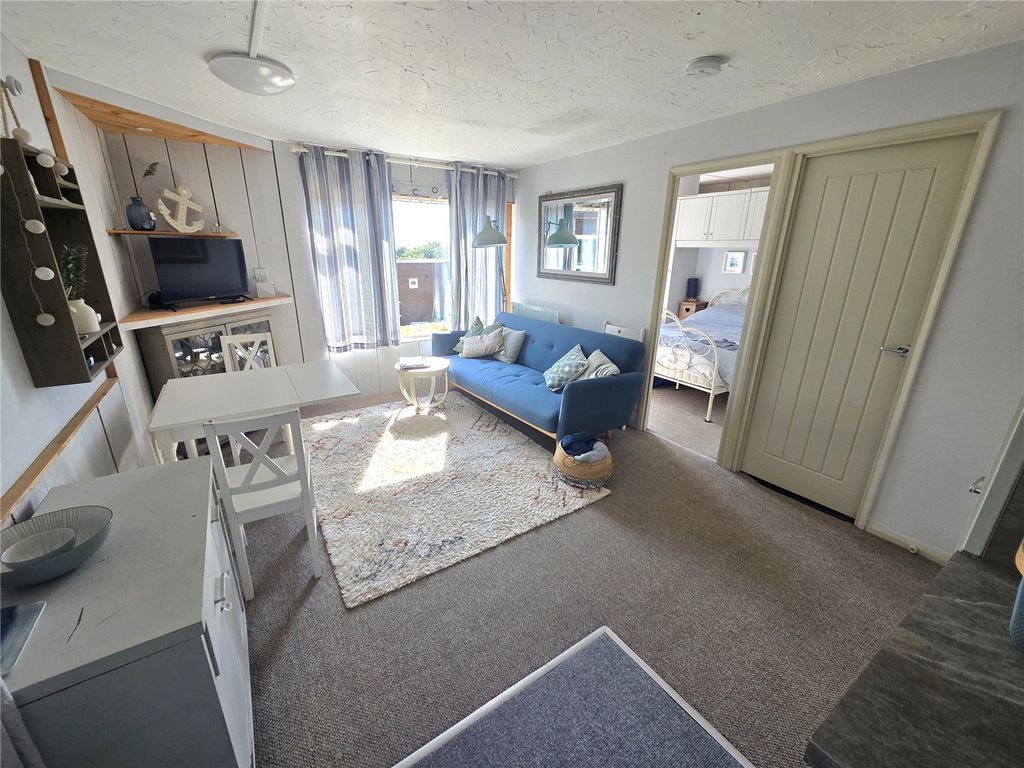 Property photo 3 of 12 Picture No. 10