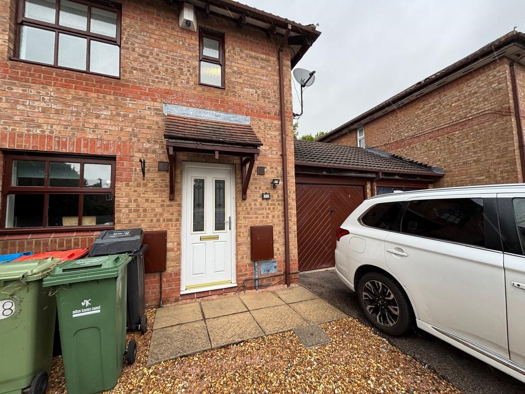 Property photo 1 of 8