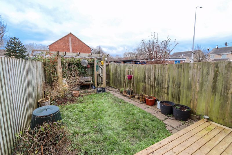 Property photo 3 of 14 Garden