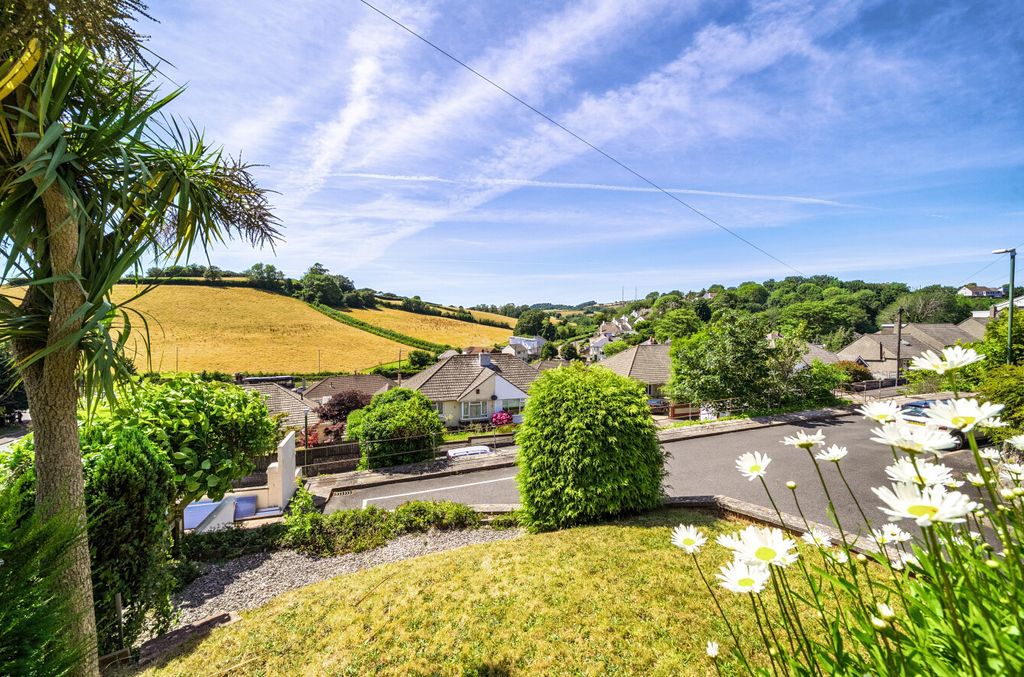 Property photo 2 of 24 1485385-2-6A468A8...