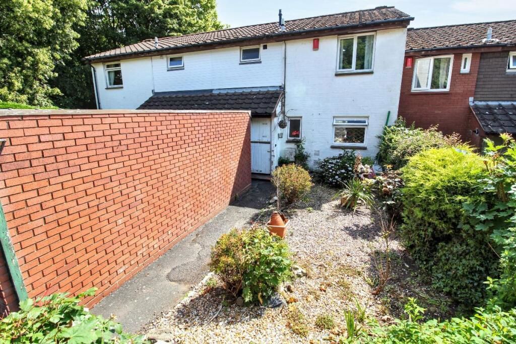 Property photo 2 of 10