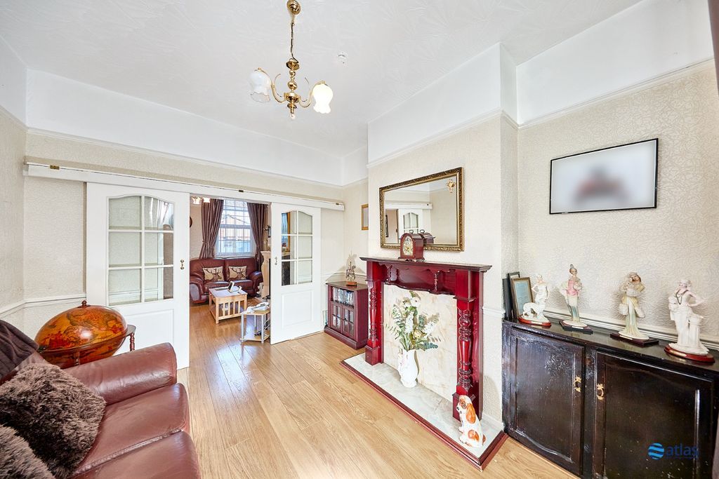 Property photo 3 of 15 Living Room