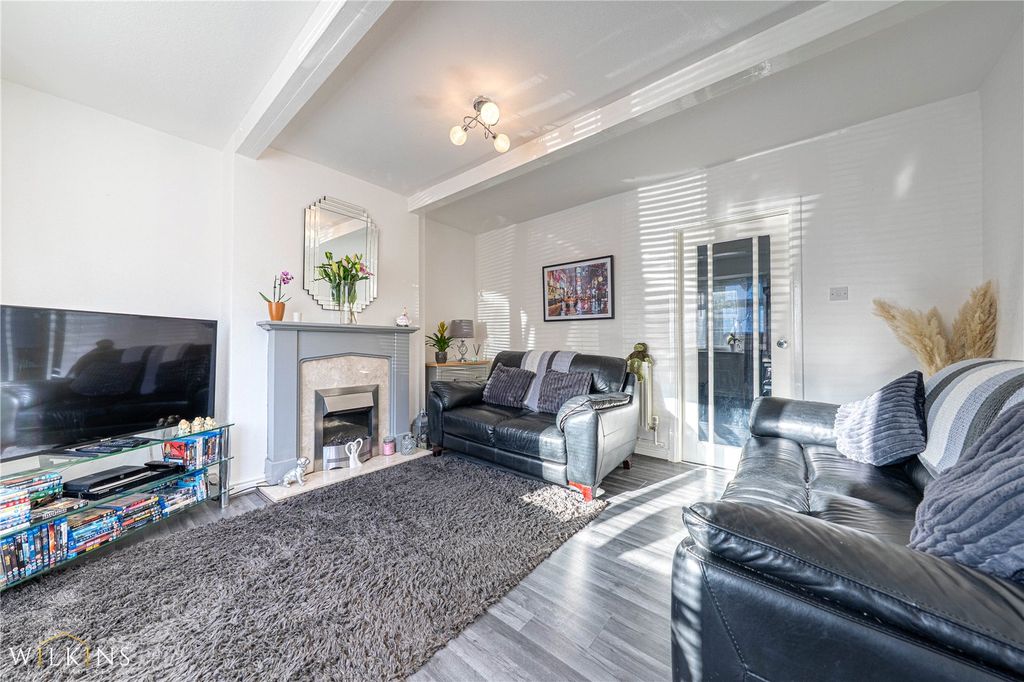 Property photo 2 of 26 Picture No. 09