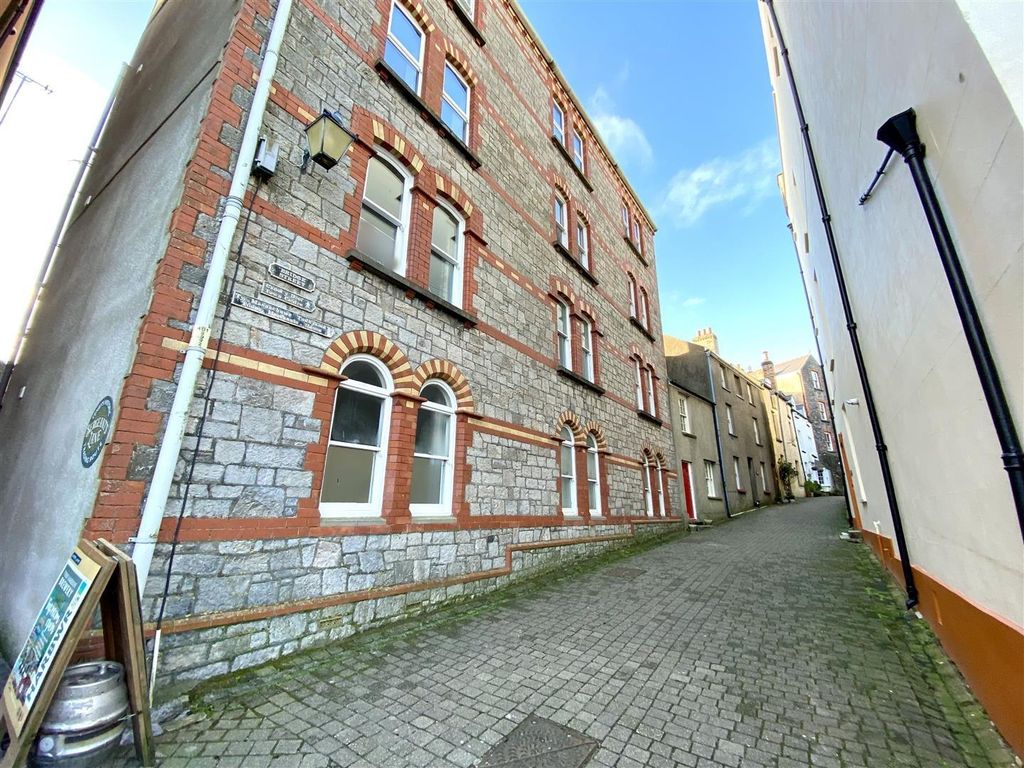 Property photo 1 of 15 Front.Jpg