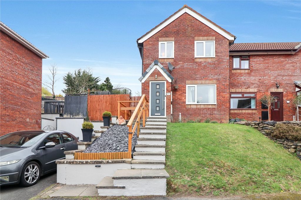 Property photo 1 of 20 Picture No. 13