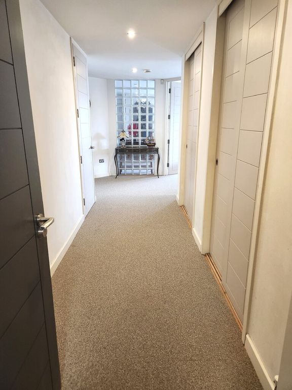 Property photo 2 of 13 The Park Octagon