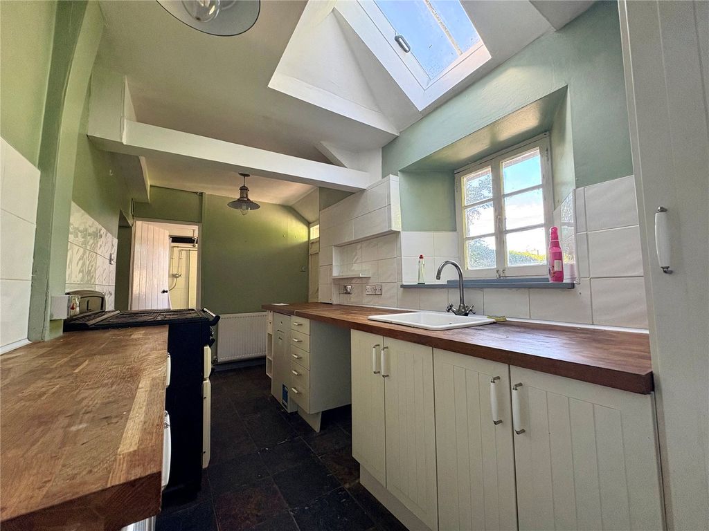 Property photo 2 of 18