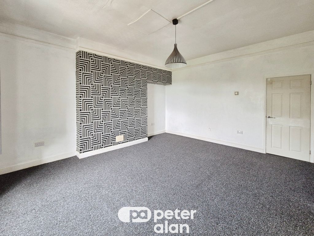 Property photo 2 of 7 Image
