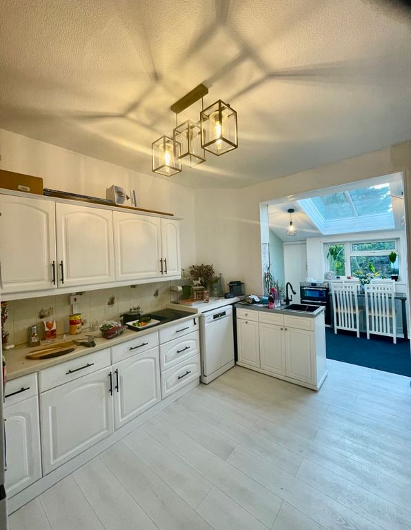 Property photo 3 of 16 Img_3607