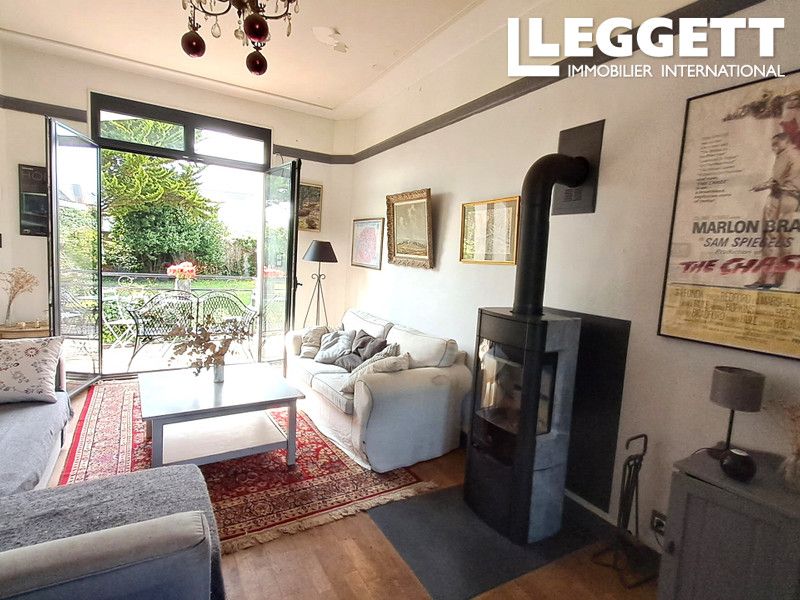 Property photo 3 of 10