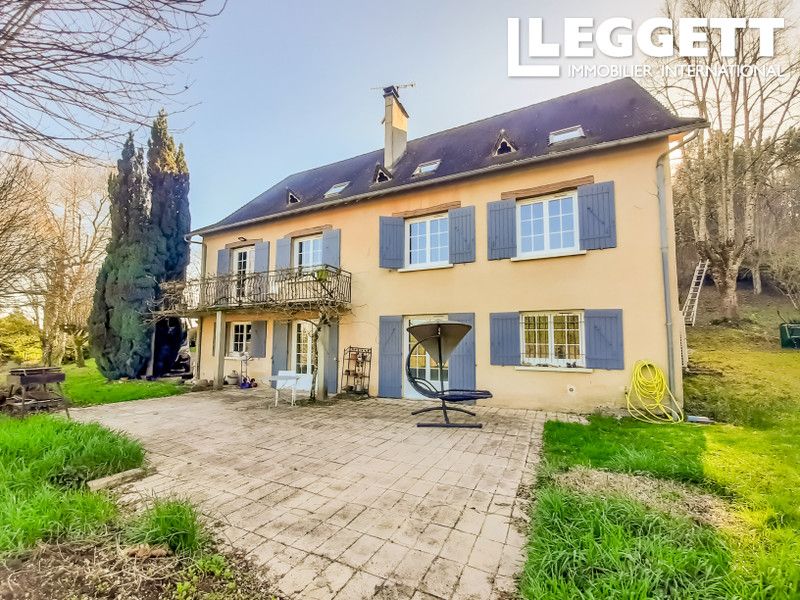 Property photo 1 of 10