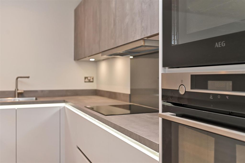 Property photo 2 of 13 Dsc_1761.Jpg